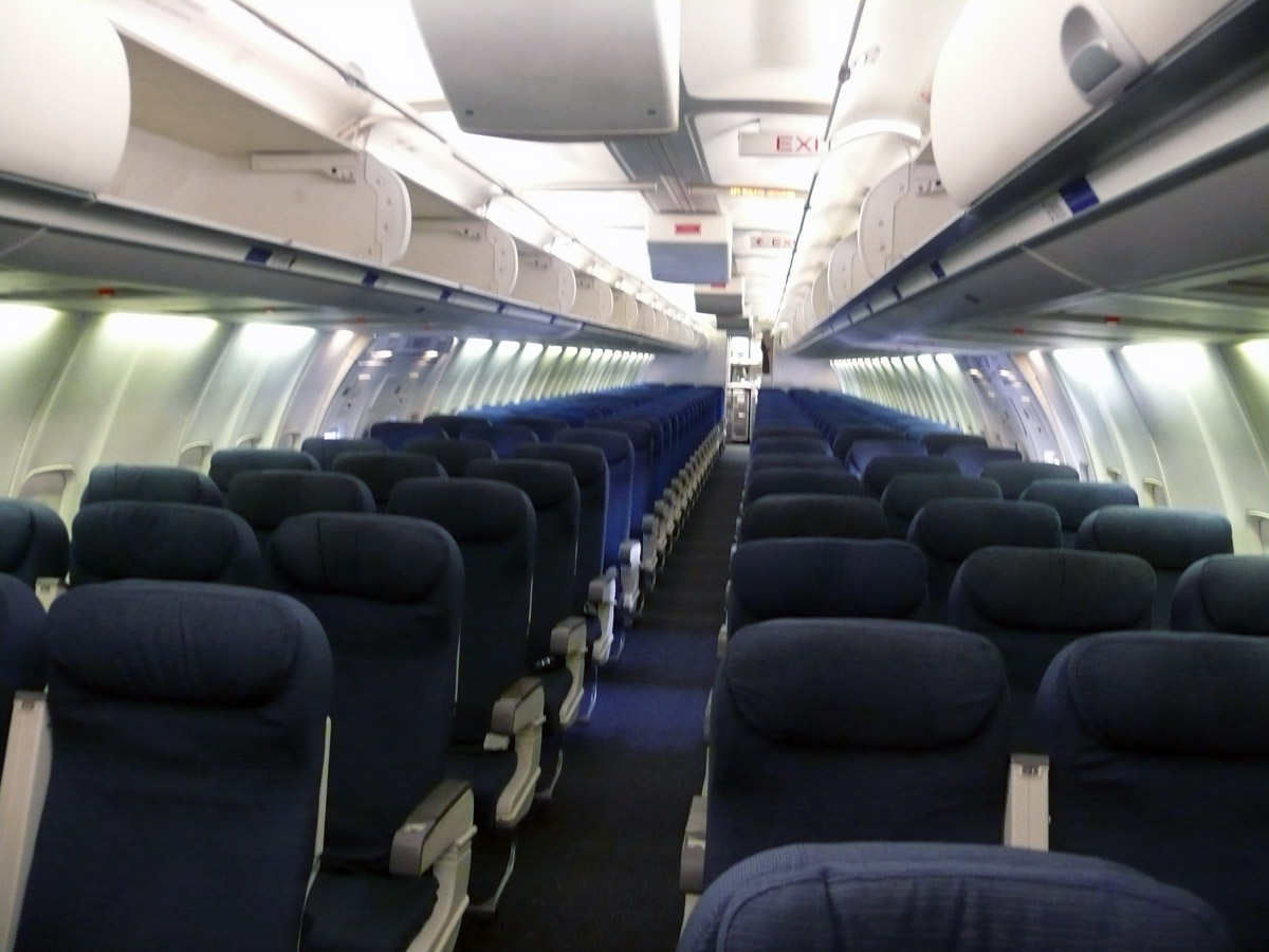 Boeing 757 Interior